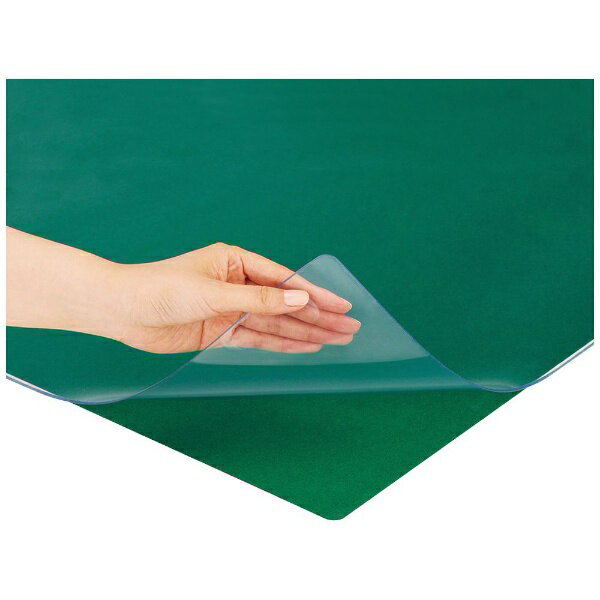 ・フタル酸エステルを含まない、あんしんのデスクマット。食品衛生法第370号第4の基準をクリア。・傷や汚れから机を守る、デスクマット。・マット表面は、光沢タイプ。・グリーン色の下敷付きです。(Wタイプ)・片面無移行(非転写)タイプで、印刷物や書類のコピーを長期間はさんでおいても、インクがマット面に移りにくい加工を施したデスクマット(片面のみ)。キレイにご使用いただけます。・デスクマットのエッジを斜めカット加工しているので、長時間の作業でも手が痛くなりにくいマットです。・※ 上部マットと下敷は接合せず、別々です。・※ 1 : フタル酸エステルとは塩ビ素材に使用される可塑剤の1つで、世界的に汎用されています。しかし、その成分が環境に与える影響や人体に与える影響はまだ研究継続中です。米国では玩具や子ども用品に0.1% を超える使用を禁止、欧州でも同様の使用規制の措置が取られています。・※デスクマットは素材の特性(縮みやすい材質)により、寸法に若干の誤差が生じます。 ※本商品が対象となるクーポンは、その期間終了後、同一内容でのクーポンが継続発行される場合がございます。