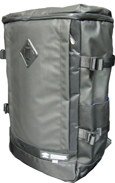 umbro｜アンブロ カジュアルバックパック 26L ブラック 70207-001