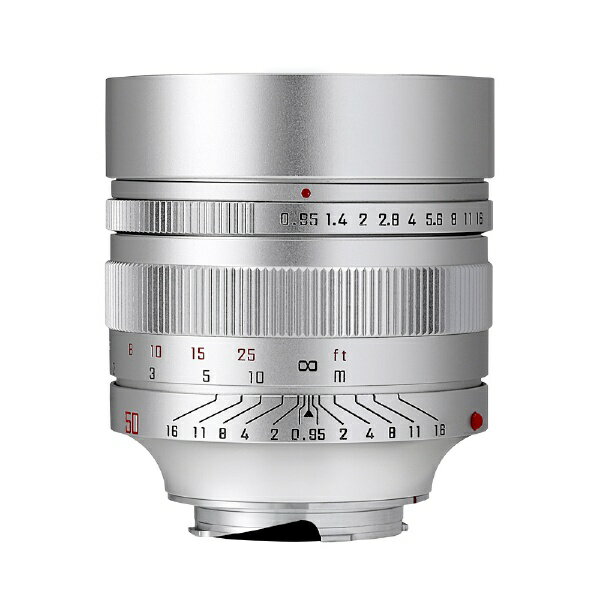 最新の光学設計を採用したSPEEDMASTER 50mm F0.95 は、EDレンズ2枚、超高屈折率レンズ5枚、超高透過レンズ1枚を惜しみなく使用し、優れた描写性能を実現。 光量の少ない場所での手持ち撮影や、美しく大きなボケ表現など、超大口径レンズの特徴を活かした表現が可能です。 重厚感のある金属製の鏡筒は、Mマウントのカメラと相性が良く、バランスのとれた設計となっています。 ■仕様 ・対応マウント：ライカMマウント ・焦点距離：50mm（35mm判換算：50mm相当） ・フォーカス：MF（マニュアルフォーカス）※距離計連動型 ・絞り：F0.95-F16 / 絞り羽根：9枚 ・レンズ構成 : 8群11枚（EDレンズ2枚、超高屈折率レンズ5枚、超高透過レンズ1枚） ・対応撮像画面サイズ：35mmフルサイズ ・フィルター径：67mm ・最短撮影距離：1.0m / 最大撮影倍率：0.05倍 ・サイズ：Φ75mm×81mm（マウント部除く） ・質量：約668g ・レンズフード内蔵 ・距離計連動微調整用ツール付属