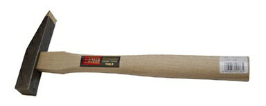 ●信頼と実績の超硬工具●石材の切り割り及び荒形状つくりに●寸法： 24mm●全長： 330mm●頭の全長： 132mm●口径： 24mm角●刃幅： 24.5mm