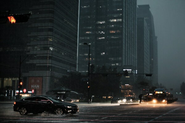 LAOWA｜ラオワ LAOWA Argus 25mm F0.95 ソニー E [ソニーE /単焦点レンズ]【キャンセル不可】