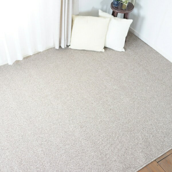 多色使いで深みのあるループパイルカーペット。■防ダニ加工ダニが嫌がる成分を用いダニを寄せつけず追い出す忌避効果があります。■ホットカーペット・床暖対応耐熱加工をし、ホットカーペットや床暖房の熱に強い商品です。 ［オーダーカット対象商品］オー...