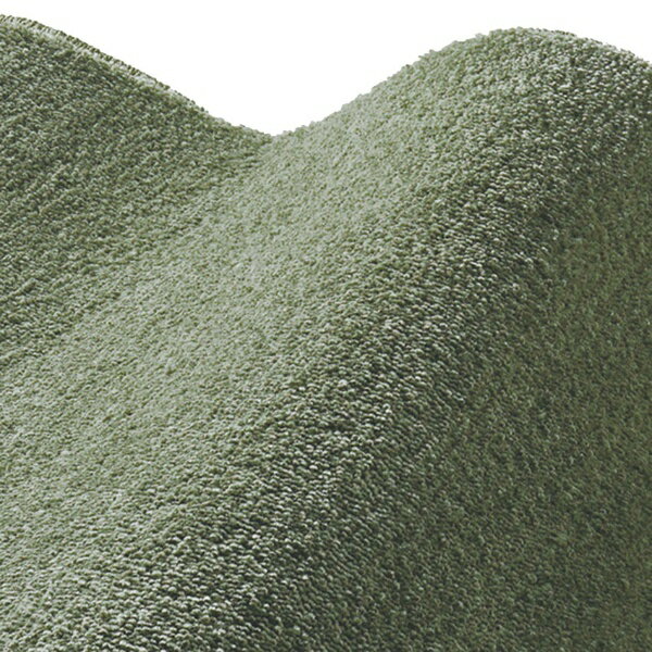 いつまでも触っていたくなる、なめらかなタッチ感と心落ち着くカラーリングのラグです。 ［オーダーカット対象商品］オーダーカットサービスについてはこちらをお読みください。