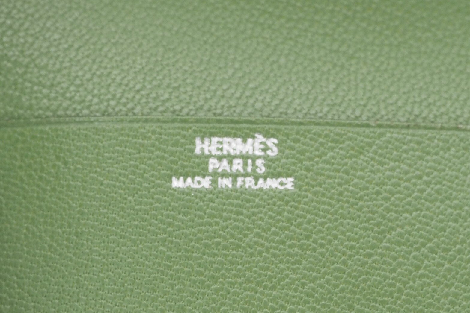 ☆安心の3大保証☆ABランク≪HERMESエルメス/三つ折りカードケース≫クルネーゼレザーグリーン美品送料無料【中古】