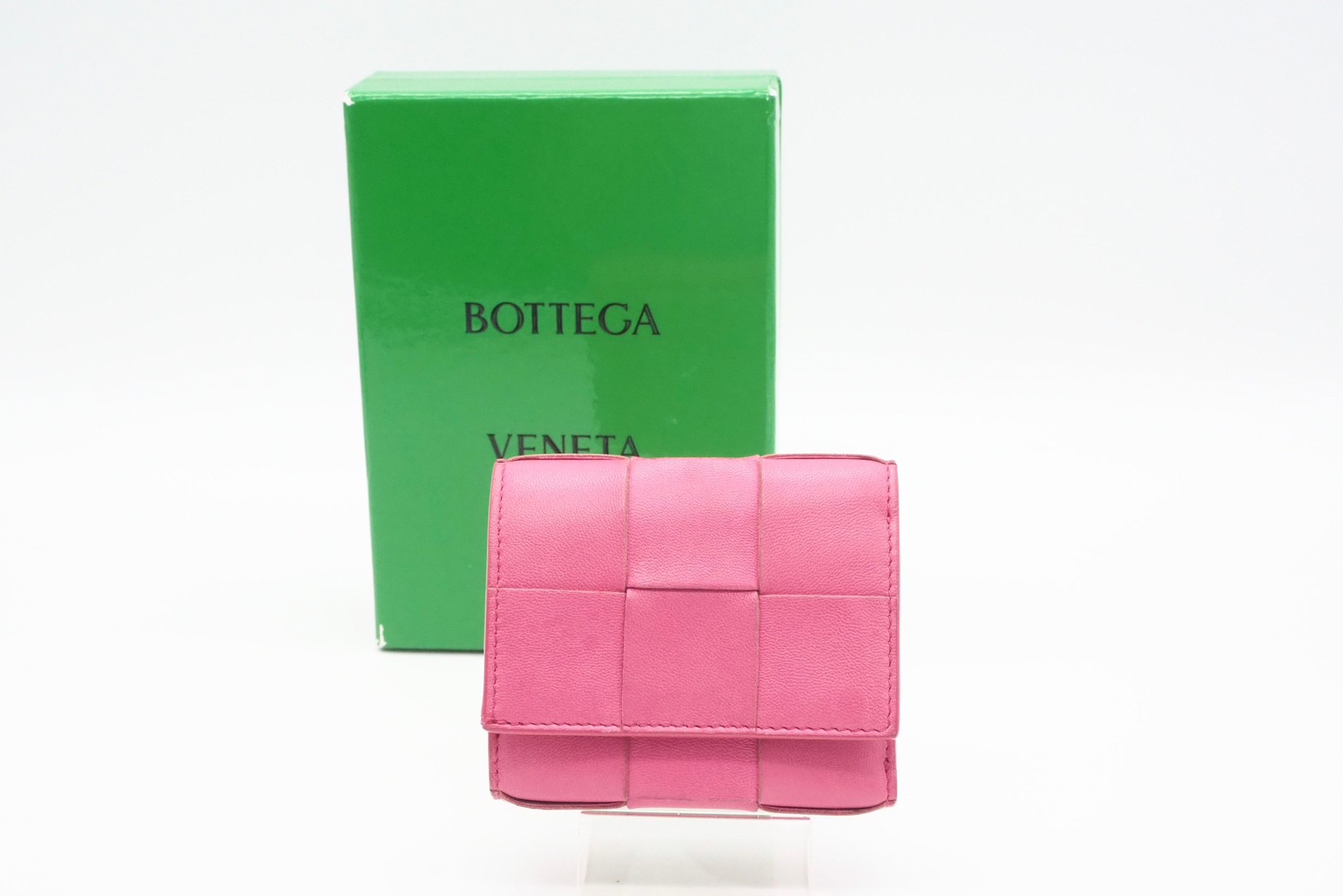 S3ۏ؁ BN BOTTEGA VENETA {be KFl^/O܂z 651372 JZbgO܂ t@Xi[EHbg ~NVFCN sN yÁz