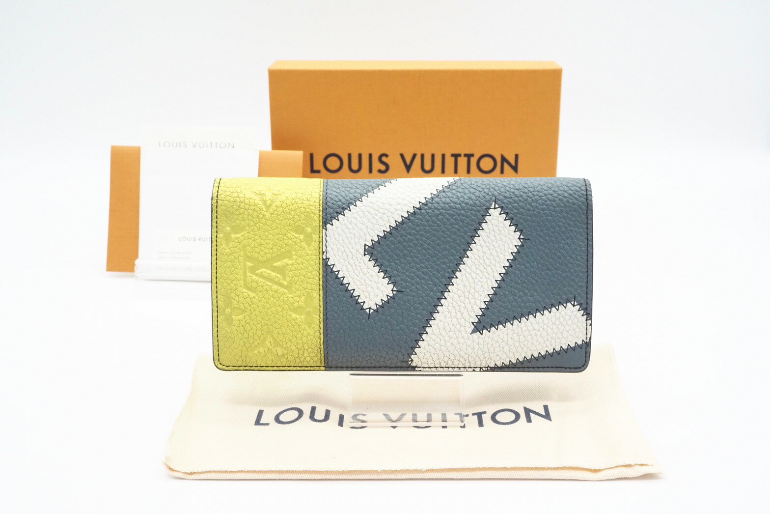 S3ۏ؁ BN LOUIS VUITTON C Bg/܂蒷z M81440 g LVCjV |gtHC uU NM u[ CG[ yÁz