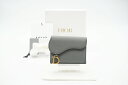 ☆安心の3大保証☆ ABランク ≪Christian Dior クリスチャンディオール/三つ折り財布≫ S5653CBA グレインドカーフスキン サドル コンパ...
