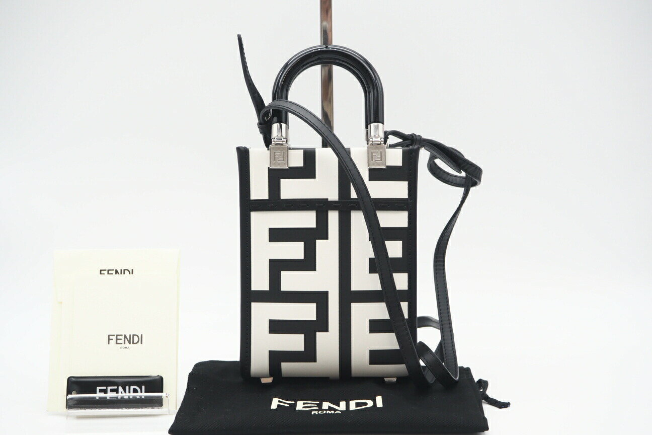 楽天市場】フェンディ バッグ(ブランドマーク ジェイコブス)の通販 楽天市場】フェンディ バッグ(ブランドマーク ジェイコブス)の通販