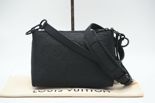 ☆安心の3大保証☆ ABランク ≪LOUIS VUITTON ルイ ヴィトン/ショルダーバッグ≫ M55878 トリヨン トリアングルメッセンジャー ノワール ブラック【中古】 ☆安心の3大保証☆ ABランク ≪LOUIS VUITTON ルイ ヴィトン/ショルダーバッグ≫ M55878 トリヨン トリアングルメッセンジャー ノワール ブラック【中古】