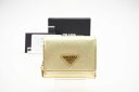 ☆安心の3大保証☆ ABランク ≪PRADA プラダ/三つ折り財布≫ 1MH044 サフィアーノ レザー トライアングル 財布 ゴールド 美品 送料無料【中古】