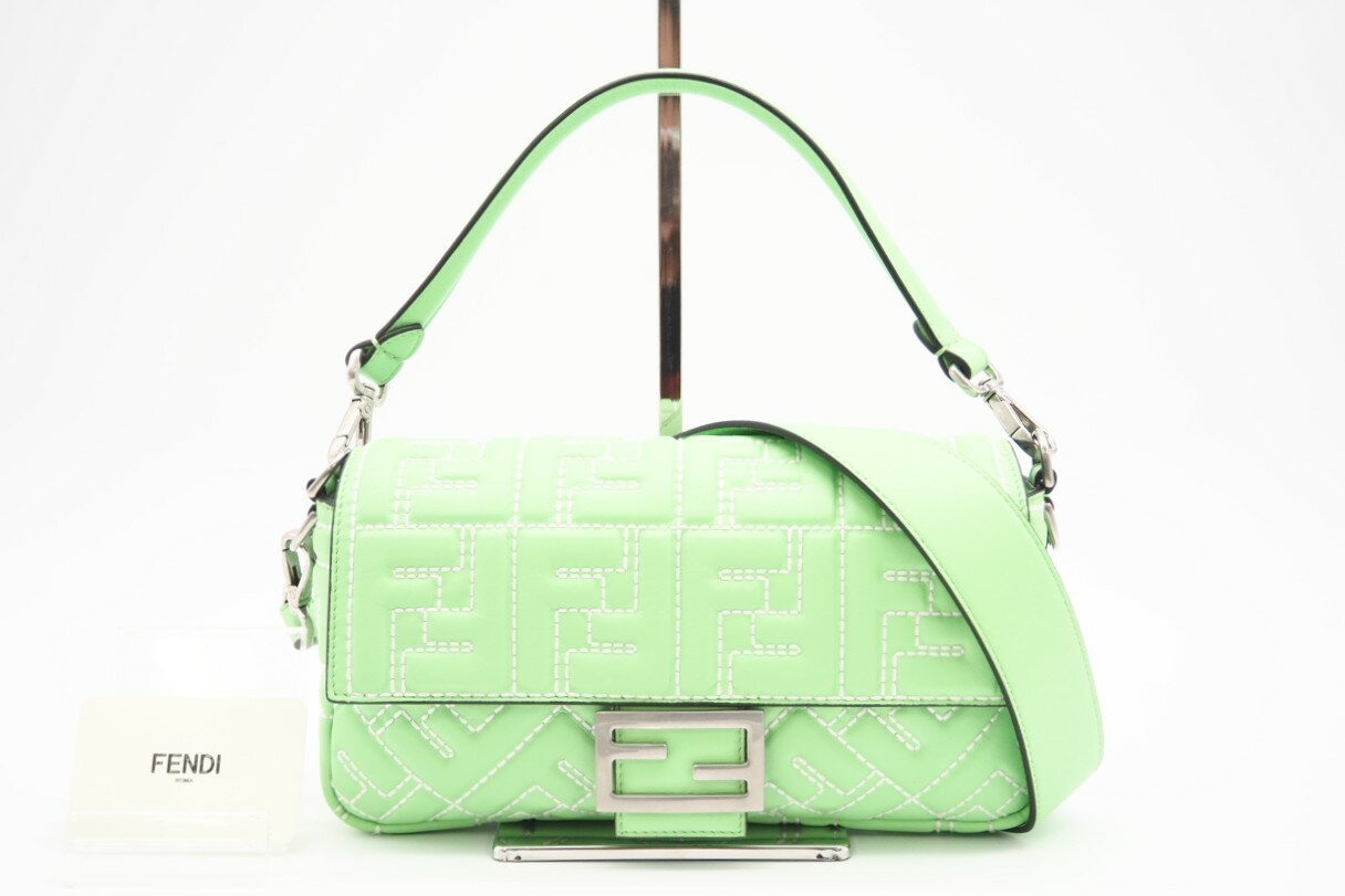 ☆安心の3大保証☆ Aランク ≪FENDI フェンディ/2WAYバッグ≫ 8BR600 ズッカ マンマバケット ミニ レザー ..