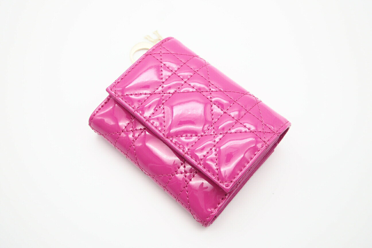 ★3日以内返品可★ Christian Dior クリスチャン ディオール パテントカーフスキン Lady Dior Lotus ウォレット カナージュ S0181OVRB_M16F ピンク【中古】