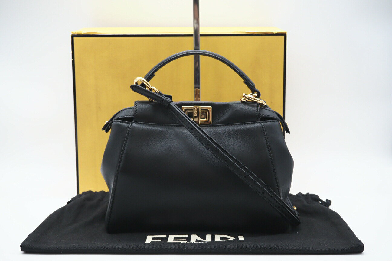 FENDI - ★3日以内返品可★ 美品 FENDI フェンディ レザー ピーカーブー ミニ 8BN244 2wayショルダーバッグ ブラック レザー レディース【中古】