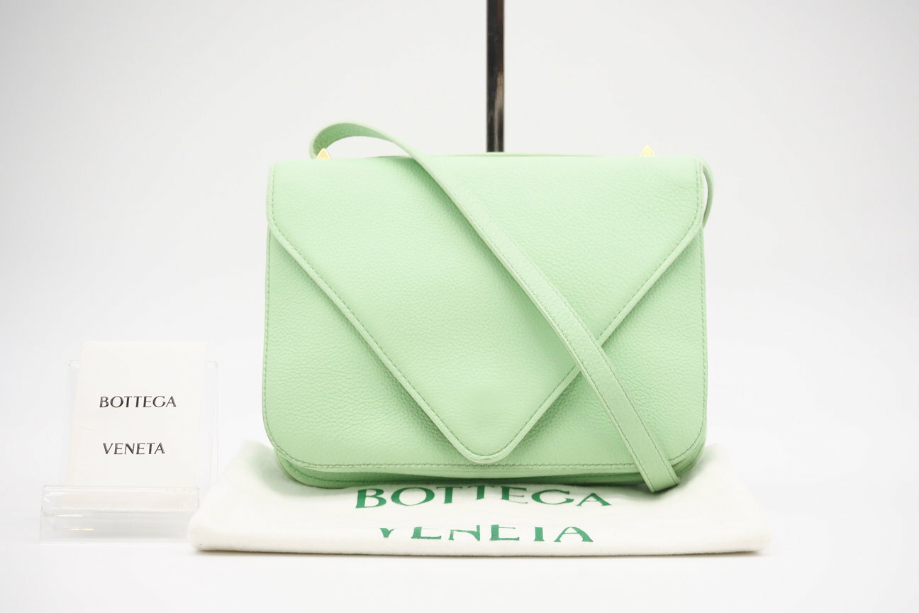 ★3日以内返品可★ BOTTEGAVENETA ボッテガヴェネタ マウント レザー スモール エンベロープバッグ 667399 2wayショルダーバッグ グリーン レザー レディース【中古】