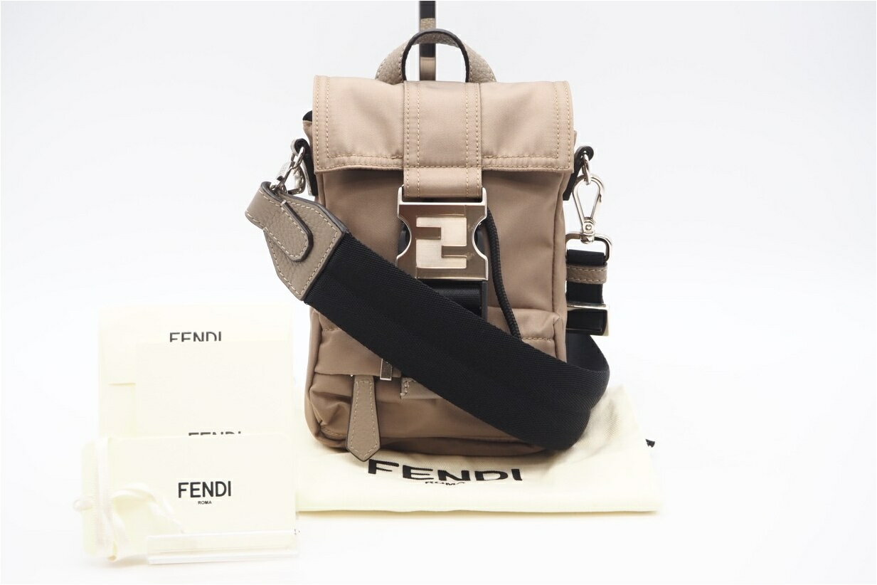 ★3日以内返品可★ 極美品 FENDI フェンディ ナイロン ズッカ フェンディネス ショルダーバッグ 7VZ068 2wayショルダーバッグ ベージュ ナイロン レディース 楽天市場】フェンディ（素材（生地・毛糸）ナイロン）（ショルダー
