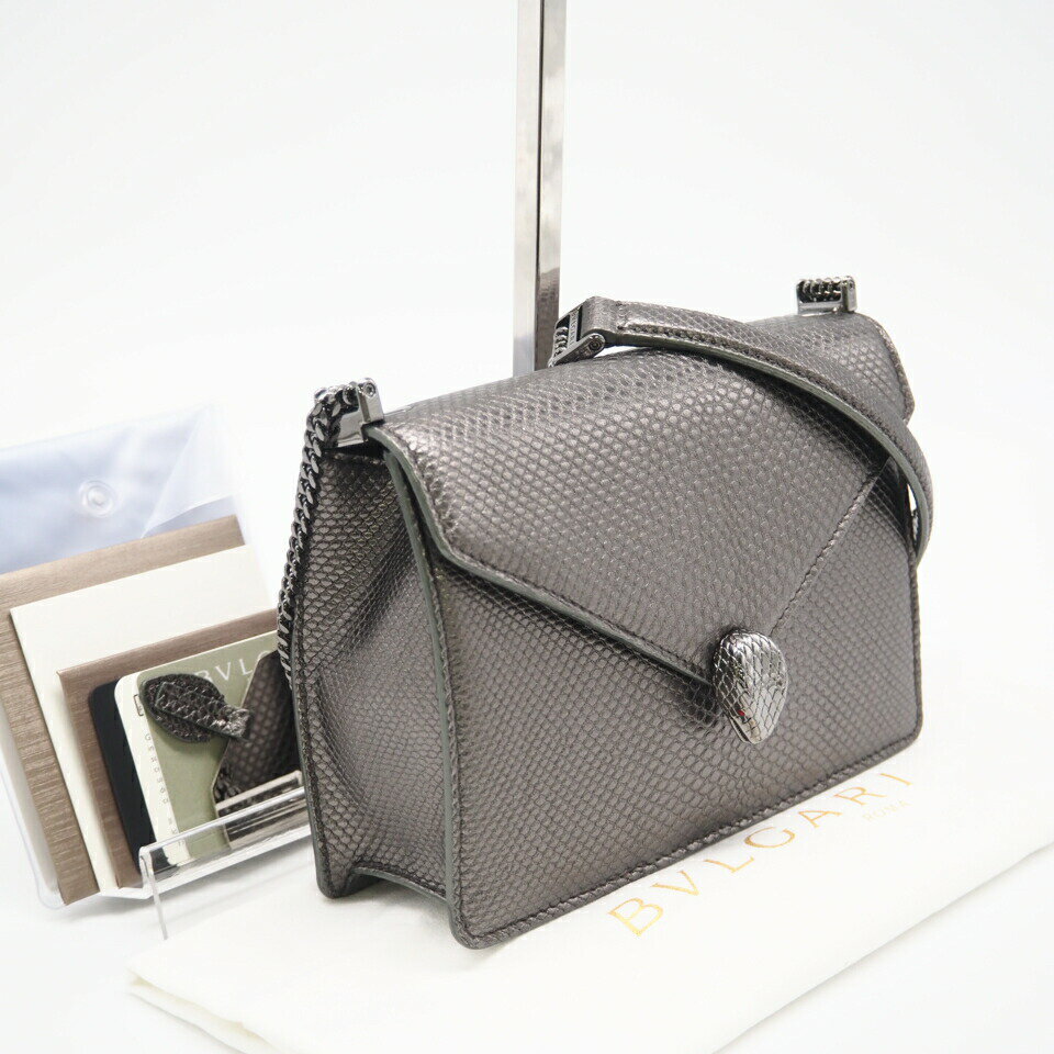 ブルガリ ショルダーバッグ セルペンティ パテントレザー シルバー BVLGARI - BVLGARI(ブルガリ) ショルダーバッグ セルペンティ