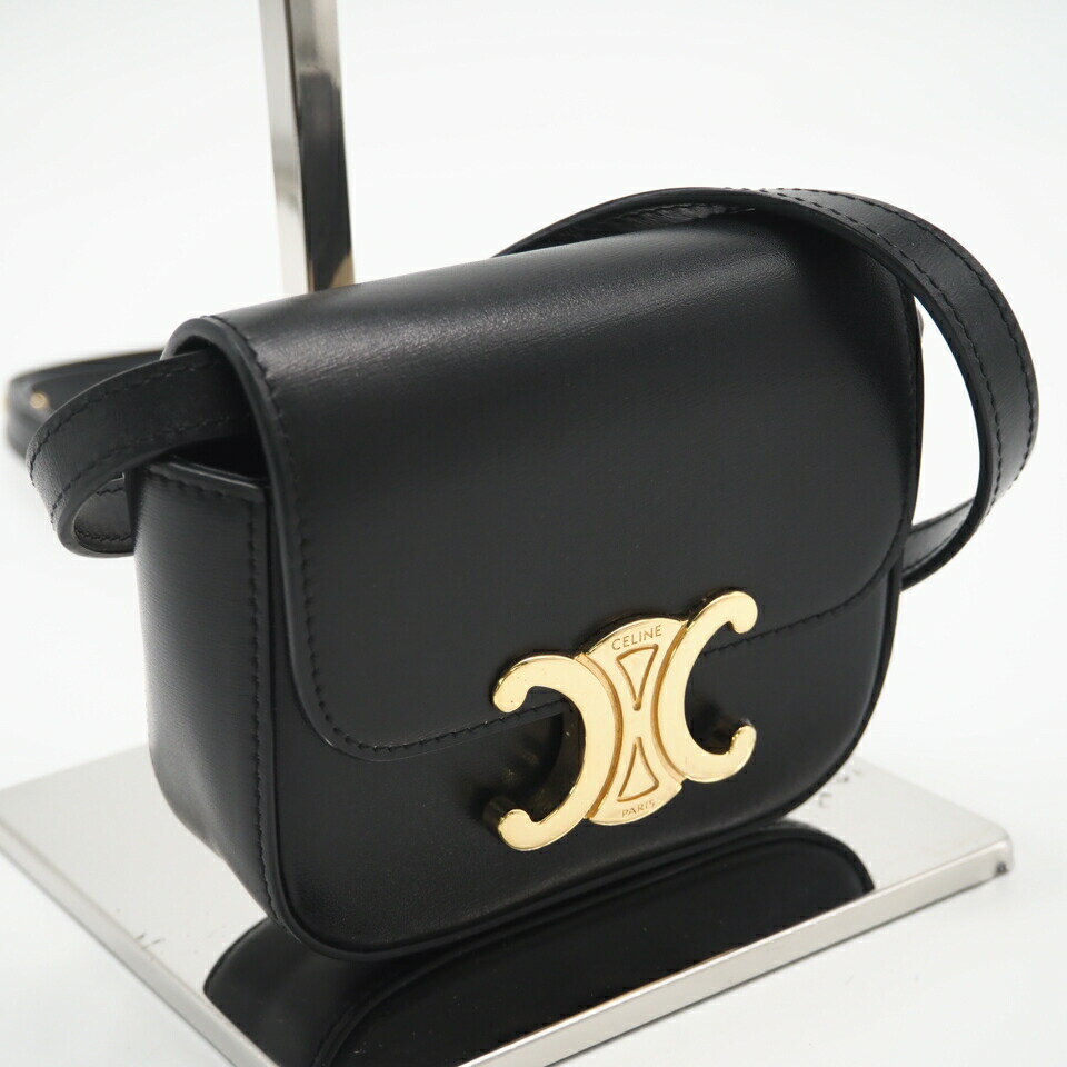 ★3日以内返品可★ 美品 CELINE セリーヌ シャイニーカーフスキン ミニ クロード 10I513DPV.38NO ショルダーバッグ ブラック カーフレザー レディース【中古】