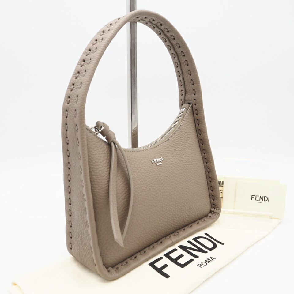 Rakuten - ★3日以内返品可★ 極美品 FENDI フェンディ セレリア フェンデッセンス ハンドバッグ 8BS094 ハンドバッグ ベージュ レザー レディース【中古】