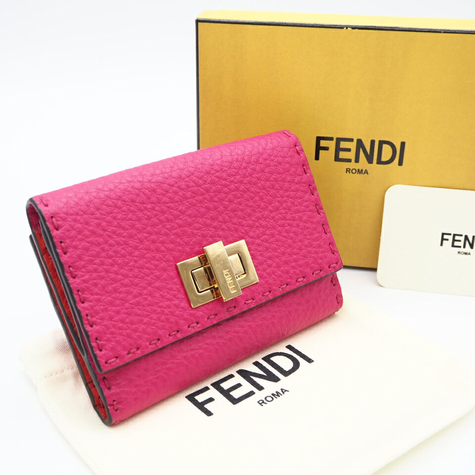 ちゃちゃ　FENDI Selleria セレリア　ミニ財布　ピンク FENDI（フェンディ） 財布 三つ折り財布 ミニ財布 ピーカブー セレリア