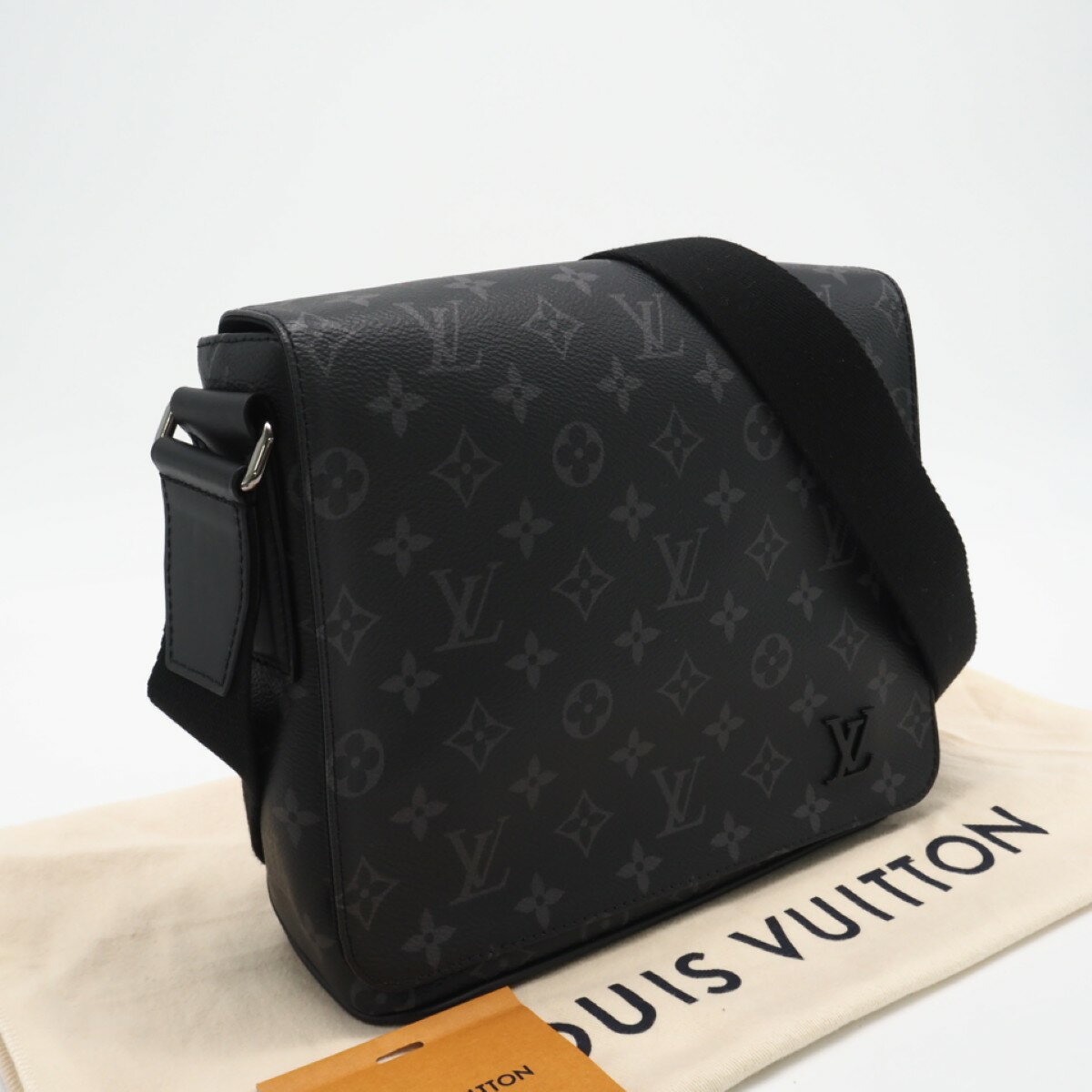 Rakuten - ★3日以内返品可★ 美品 LOUIS VUITTON ルイ・ヴィトン モノグラム エクリプス ディストリクト PM NV2 M45272 ショルダーバッグ ブラック グレー レザー メンズ【中古】