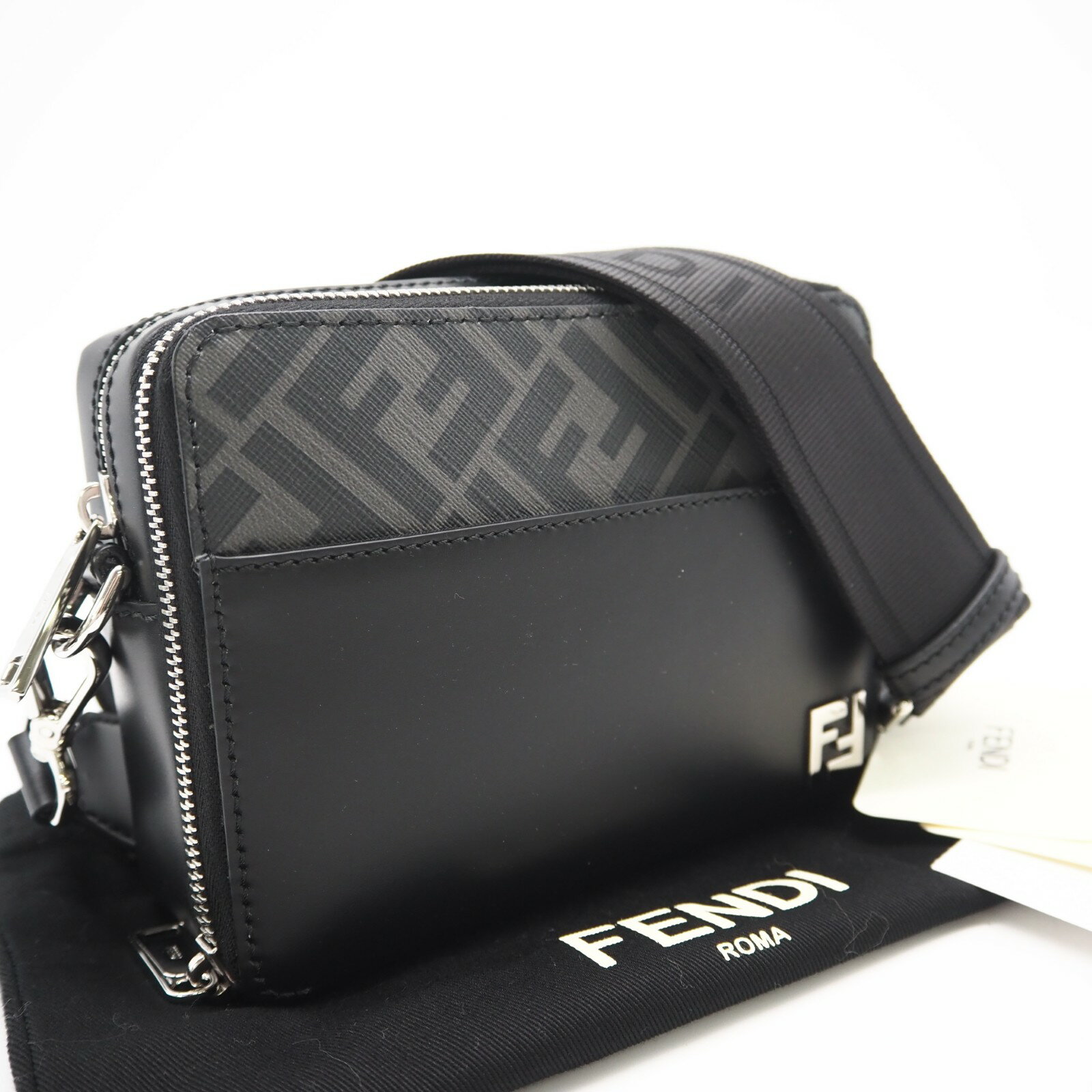 FENDI - ★3日以内返品可★ 極美品 FENDI フェンディ スクエアFF カメラケース 7M0357 ショルダーバッグ ブラック グレー カーフレザー キャンバス レディース【中古】
