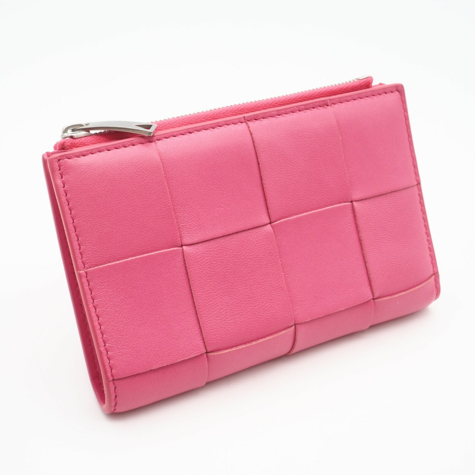 ★3日以内返品可★ 美品 BOTTEGAVENETA ボッテガヴェネタ カセット 二つ折り財布 ファスナー ウォレット 750262 二つ折り財布 ピンク ラムスキン レディース【中古】