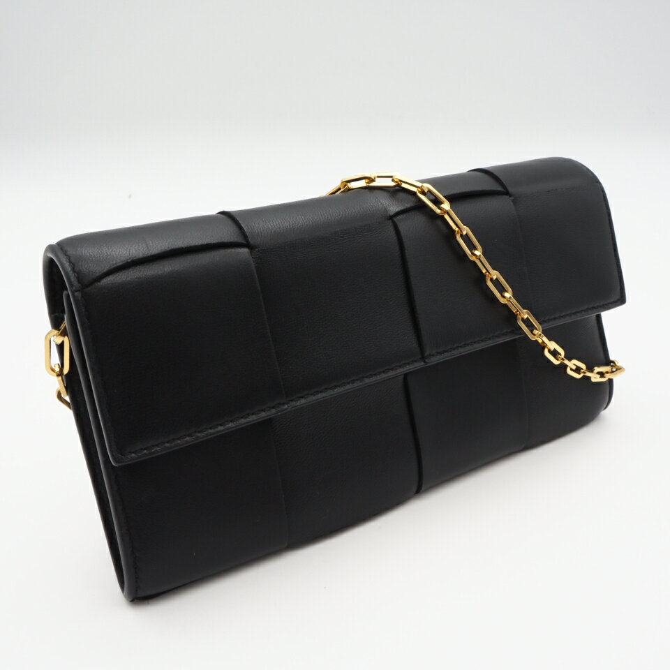 乐天商城 - ★3日以内返品可★ 美品 BOTTEGAVENETA ボッテガヴェネタ ラムスキン マキシイントレチャート MAXI INTRECCIATO レザーチェーン ウォレット 742098 VCQC4 8425 ショルダーバッグ ブラック ラムスキン レディース【中古】