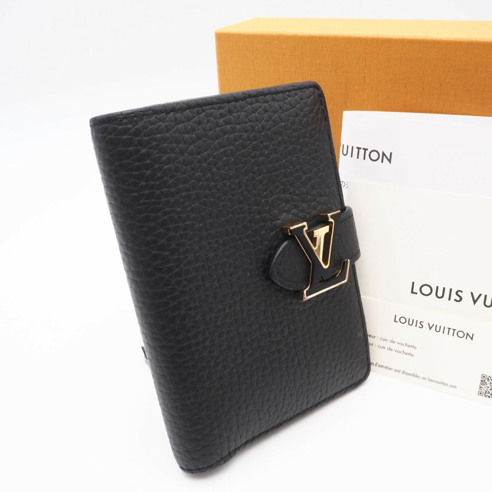 ★3日以内返品可★ 美品 LOUIS VUITTON ルイ・ヴィトン トリヨン LV ヴェルティカル ウォレット コンパクト ノワール M81561 二つ折り財布 ブラック ベージュ トリヨンレザー レディース【中古】