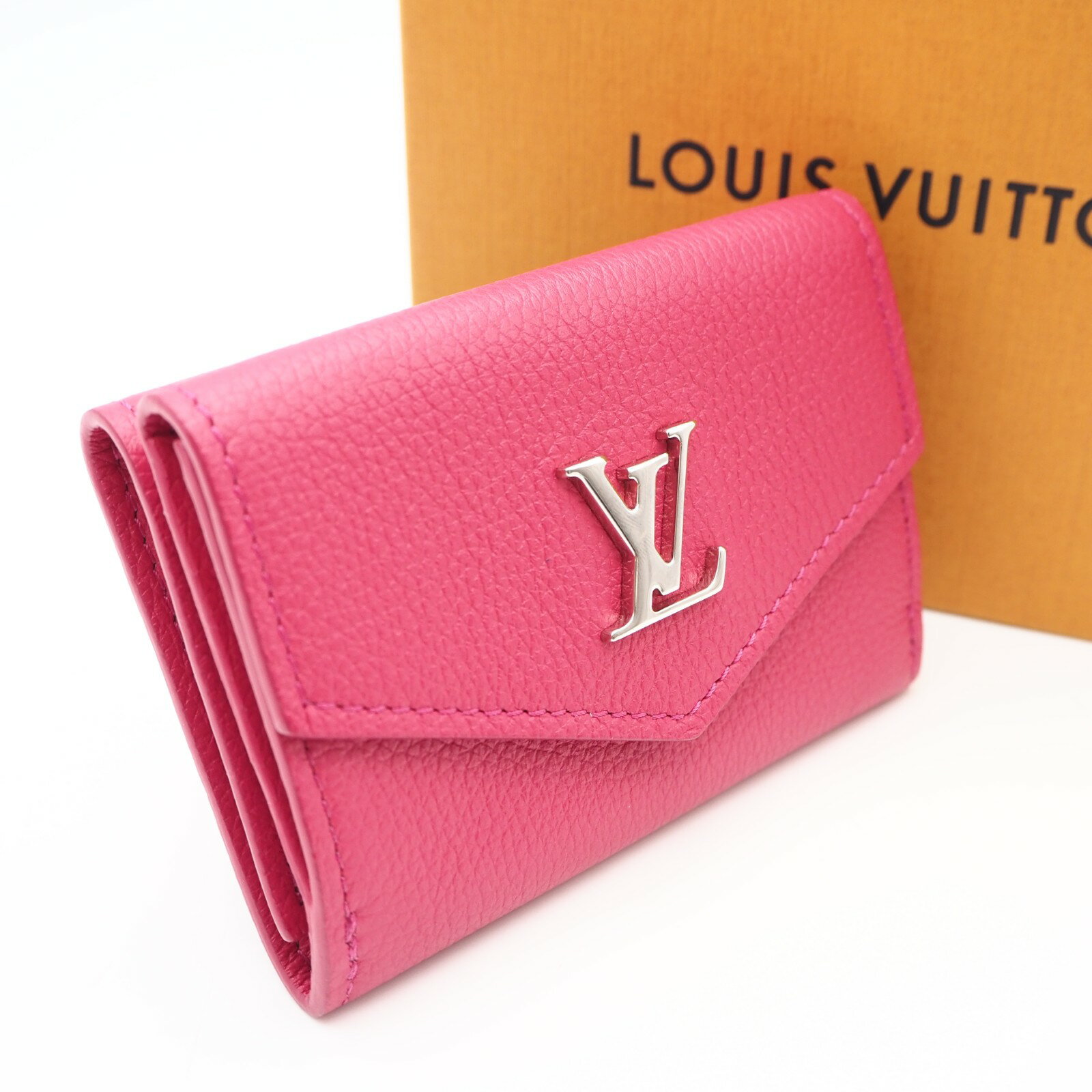 樂天商城 - ★3日以内返品可★ 極美品 LOUIS VUITTON ルイ・ヴィトン トリヨン ポルトフォイユロックミニ ホットピンク M67858 三つ折り財布 ピンク シルバー トリヨンレザー レディース【中古】