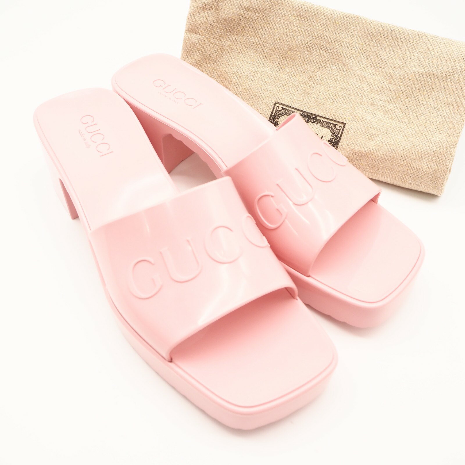 ★3日以内返品可★ 極美品 GUCCI グッチ ラバー ロゴ スライドサンダル 7.5 24.5 624730 サンダル ピンク ラバー レディース【中古】