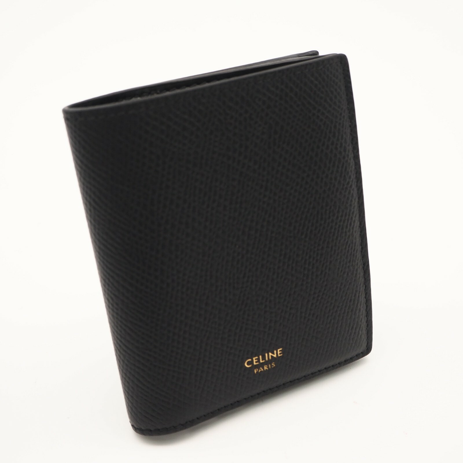 乐天商城 - ★3日以内返品可★ 美品 CELINE セリーヌ グレインドカーフスキン コンパクトウォレット トリオンフ チャーム 10M103FVO.38NO 二つ折り財布 ブラック グレインカーフレザー レディース【中古】