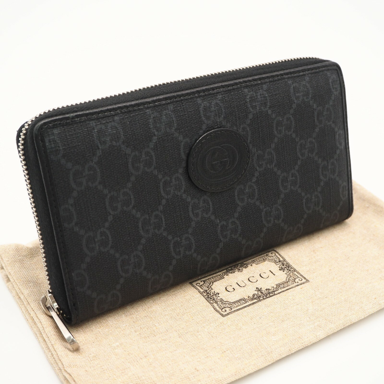 U, 吉 - ★3日以内返品可★ 美品 GUCCI グッチ GGスプリーム インターロッキングG ジップアラウンド ウォレット 673003 長財布 ブラック グレー コーティングキャンバス レザー メンズ【中古】
