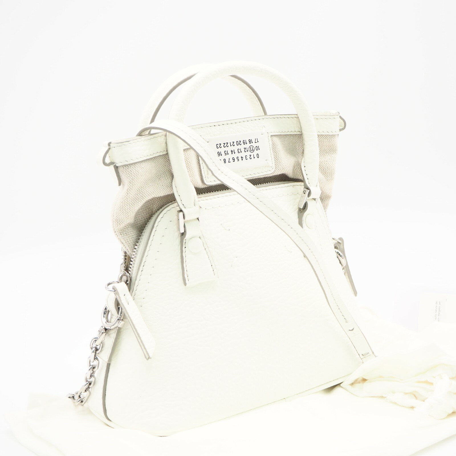 Rakuten - ★3日以内返品可★ 美品 MAISON MARGIELA メゾンマルジェラ カーフレザー 5AC マイクロ S56WG0081 2wayショルダーバッグ ホワイト カーフレザー レディース【中古】