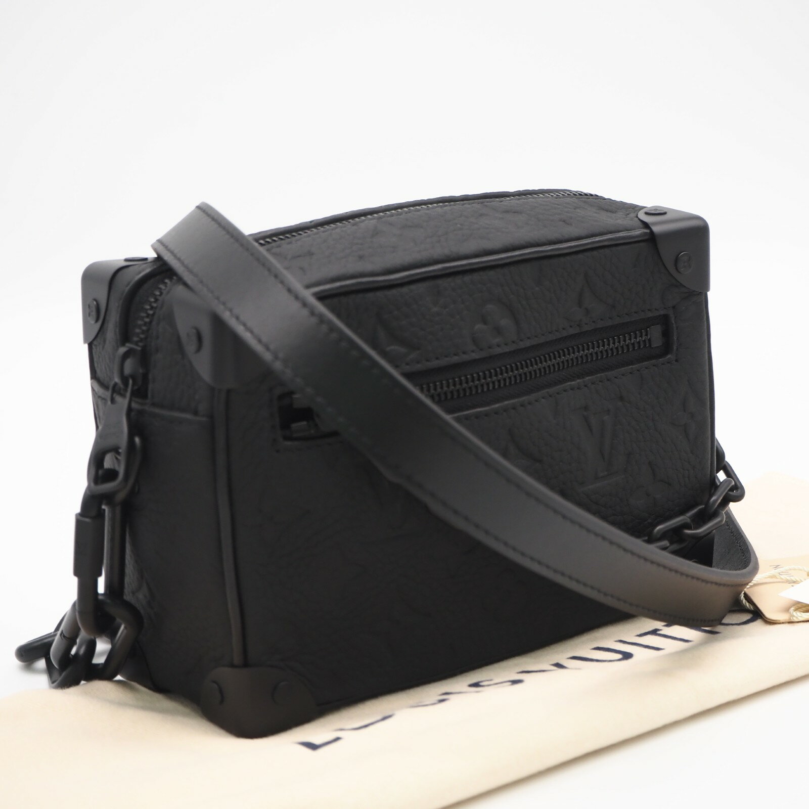 乐天商城 - ★3日以内返品可★ 美品 LOUIS VUITTON ルイ・ヴィトン トリヨン ミニ ソフトトランク M55702 ショルダーバッグ ブラック トリヨンレザー メンズ【中古】