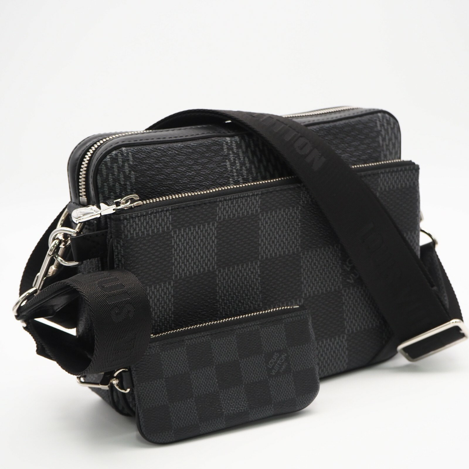乐天商城 - ★3日以内返品可★ 美品 LOUIS VUITTON ルイ・ヴィトン ダミエグラフィット3D トリオ メッセンジャー N50017 ショルダーバッグ ブラック グレー コーティングキャンバス レザー メンズ【中古】