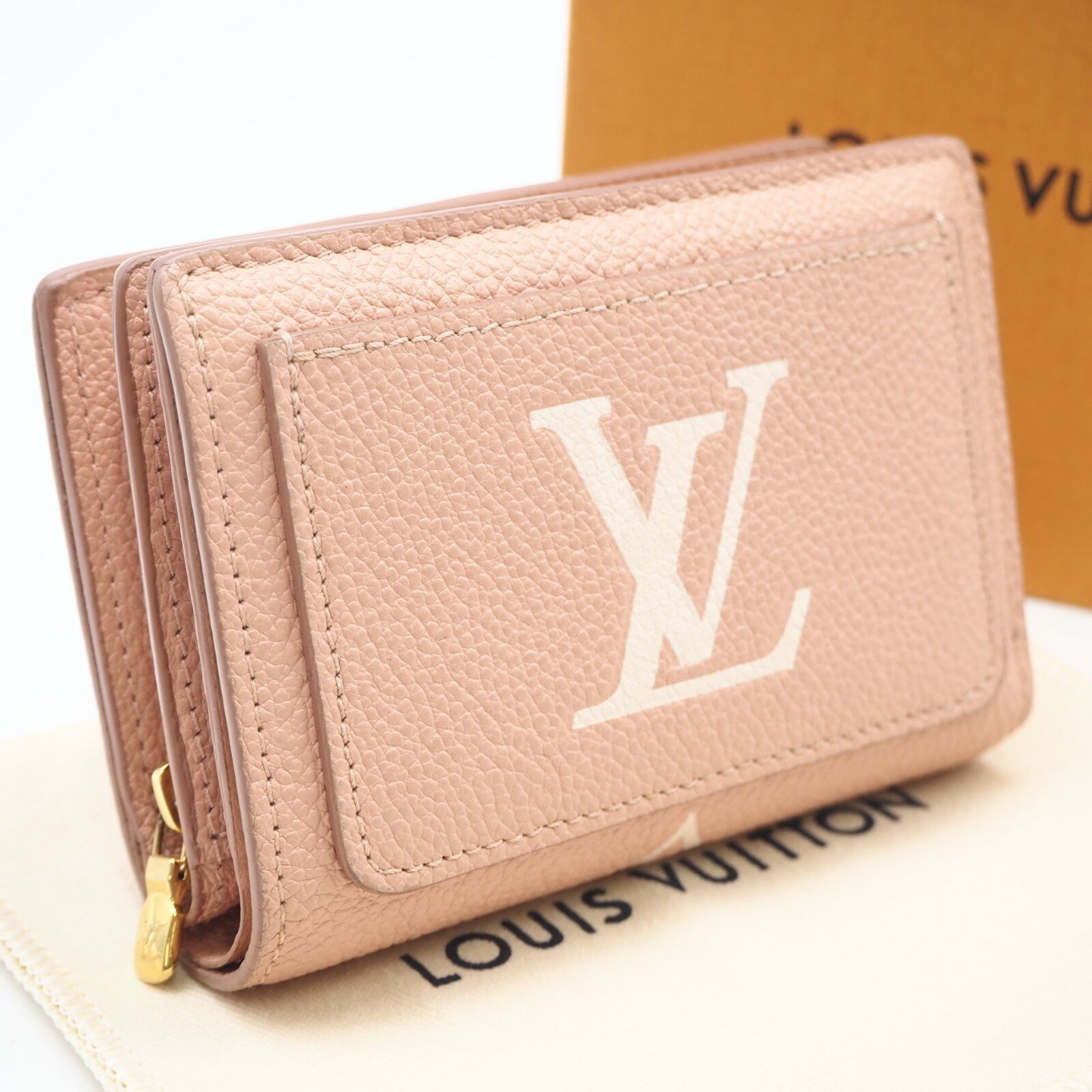 Rakuten - ★3日以内返品可★ 美品 LOUIS VUITTON ルイ・ヴィトン モノグラム アンプラント ポルトフォイユ クレア ローズトリアノン クレーム M81649 二つ折り財布 ピンク ベージュ カーフレザー レディース【中古】
