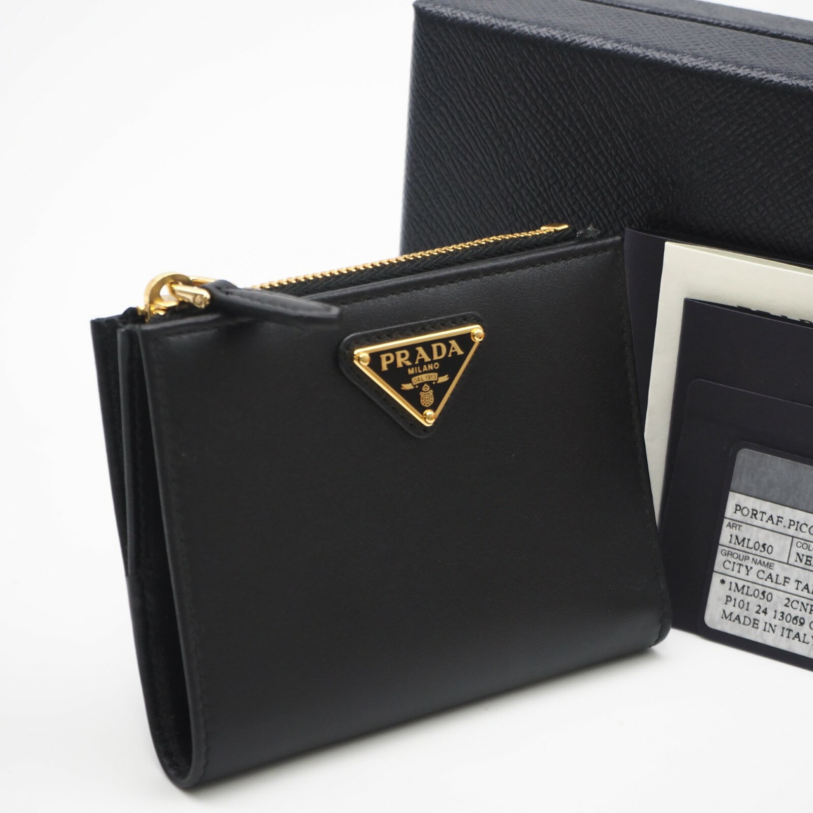 Rakuten - ★3日以内返品可★ 極美品 PRADA プラダ シティカーフ トライアングル 財布 ネロ 1ML050 二つ折り財布 ブラック カーフレザー レディース【中古】