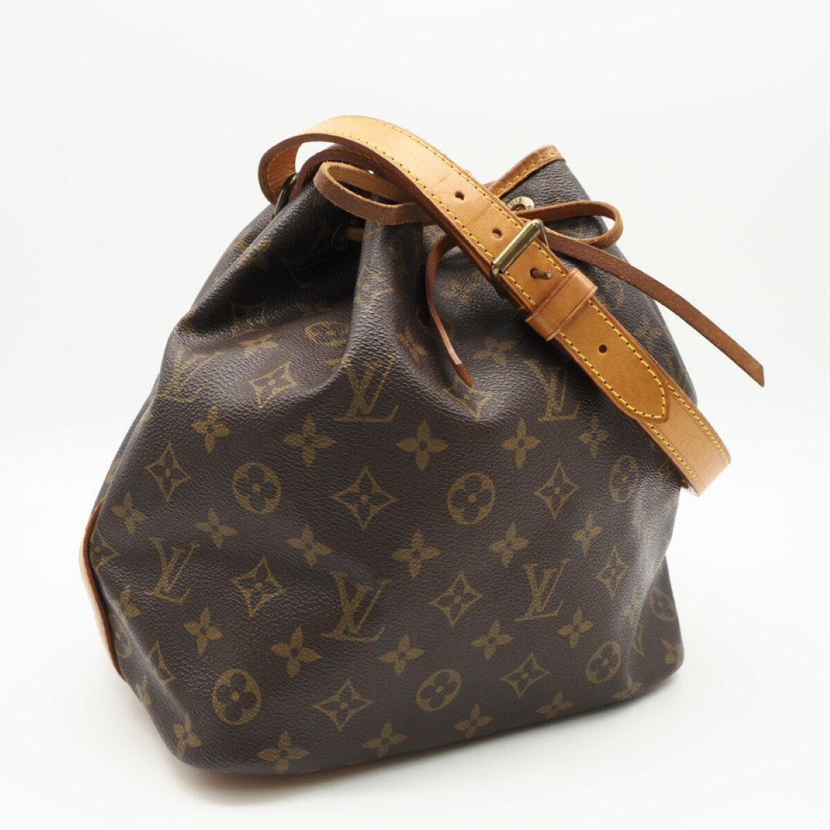 乐天商城 - ★3日以内返品可★ LOUIS VUITTON ルイ・ヴィトン モノグラム プチ ノエ M42226 ショルダーバッグ ブラウン コーティングキャンバス レザー レディース【中古】