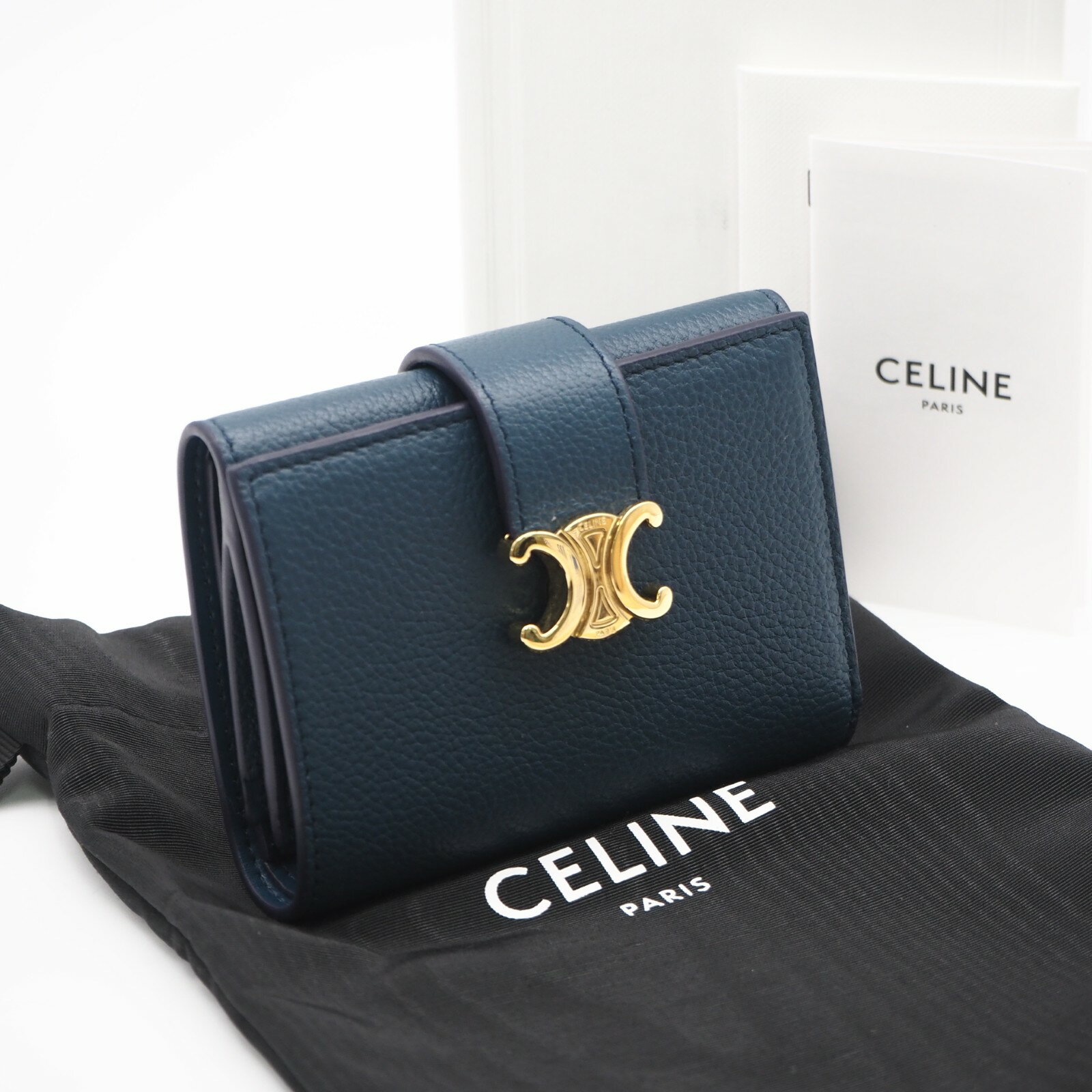 乐天商城 - ★3日以内返品可★ 極美品 CELINE セリーヌ トリオンフ ファイン ストラップウォレット ニノ ティールブルー 10M963 三つ折り財布 ブルー カーフレザー レディース【中古】