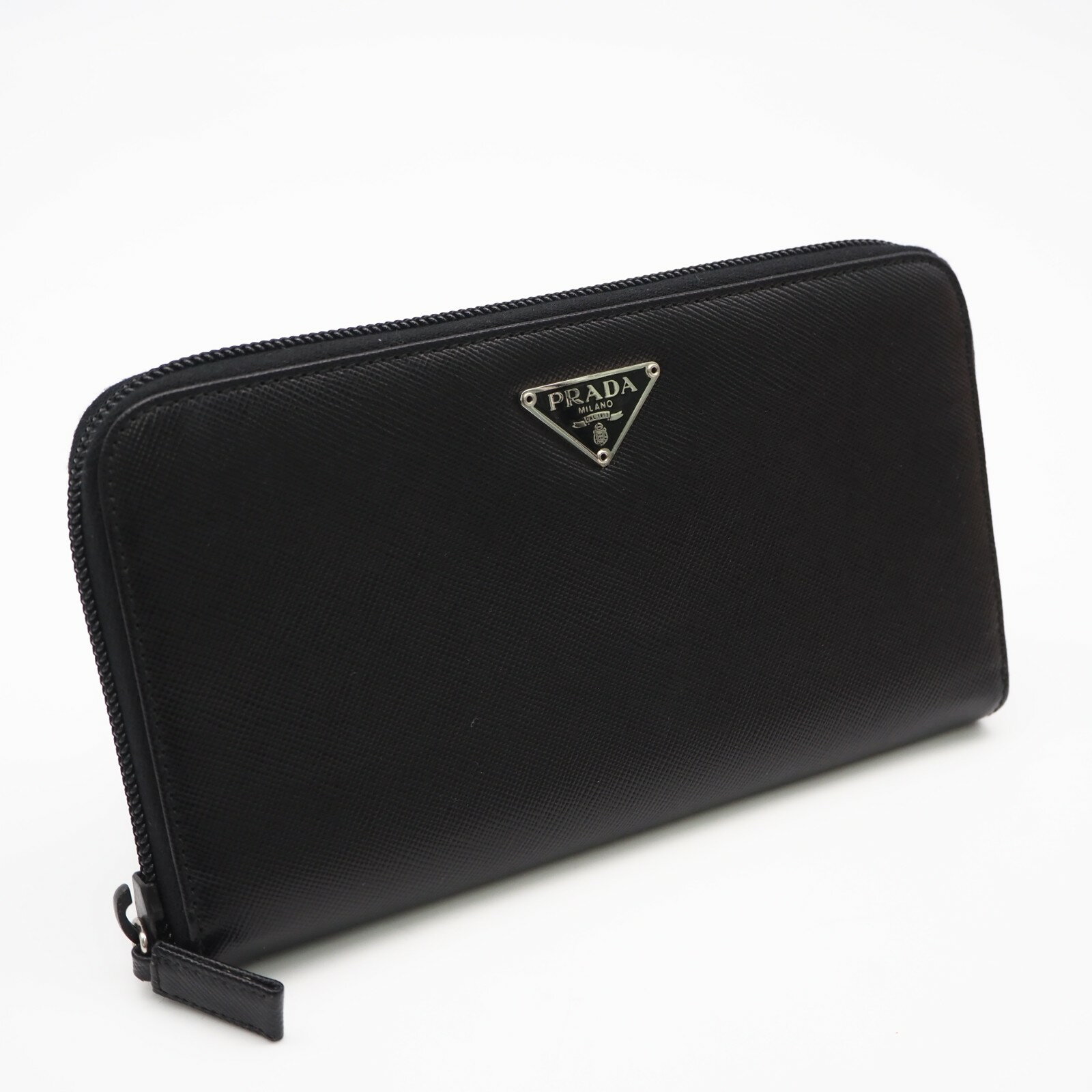 樂天商城 - ★3日以内返品可★ 美品 PRADA プラダ サフィアーノ トライアングル ジップアラウンドウォレット M506A 長財布 ブラック サフィアーノ メンズ【中古】