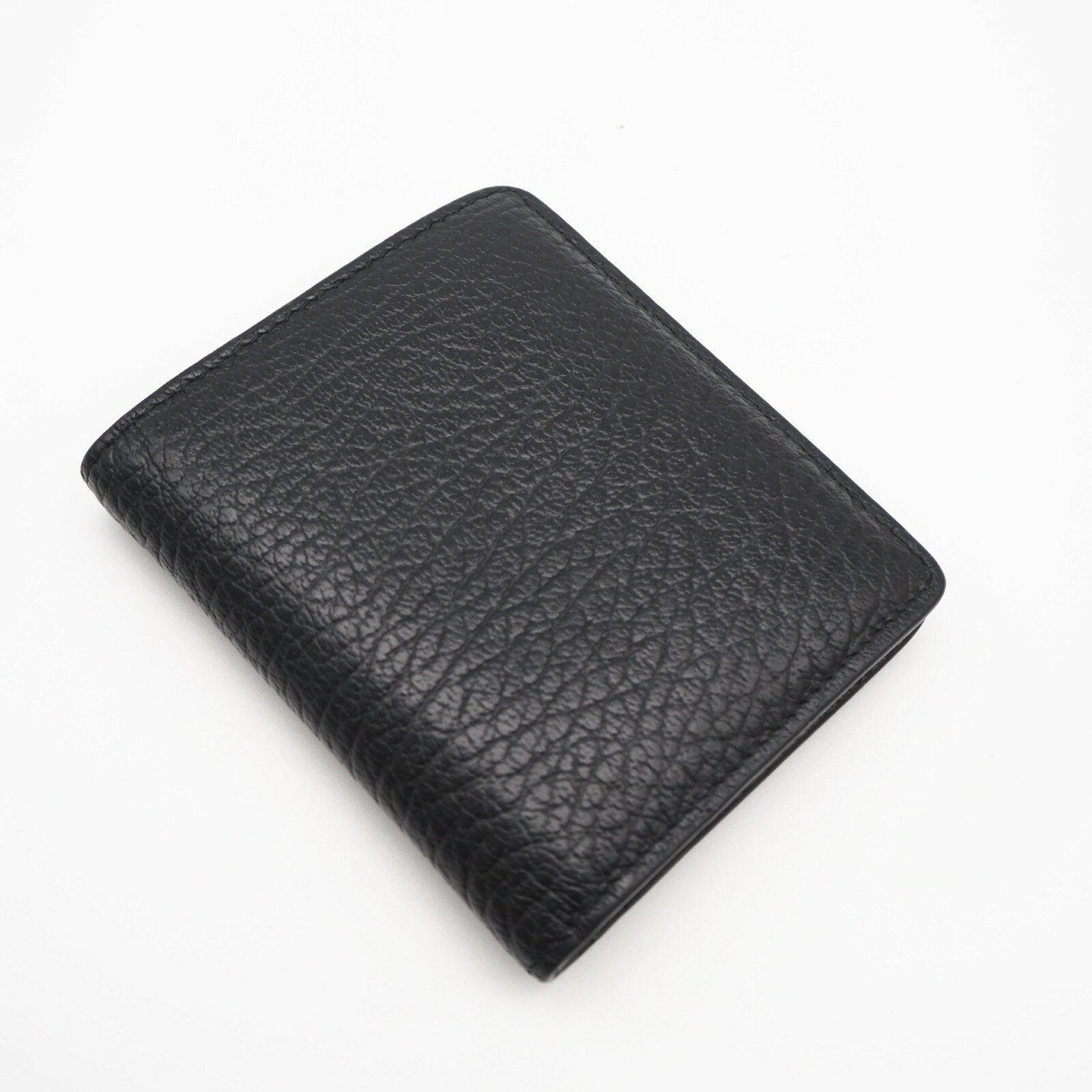 乐天商城 - ★3日以内返品可★ 美品 MAISON MARGIELA メゾンマルジェラ カーフレザー 4ステッチ バイフォールド ウォレット S56UI0140 二つ折り財布 ブラック ホワイト カーフレザー メンズ【中古】