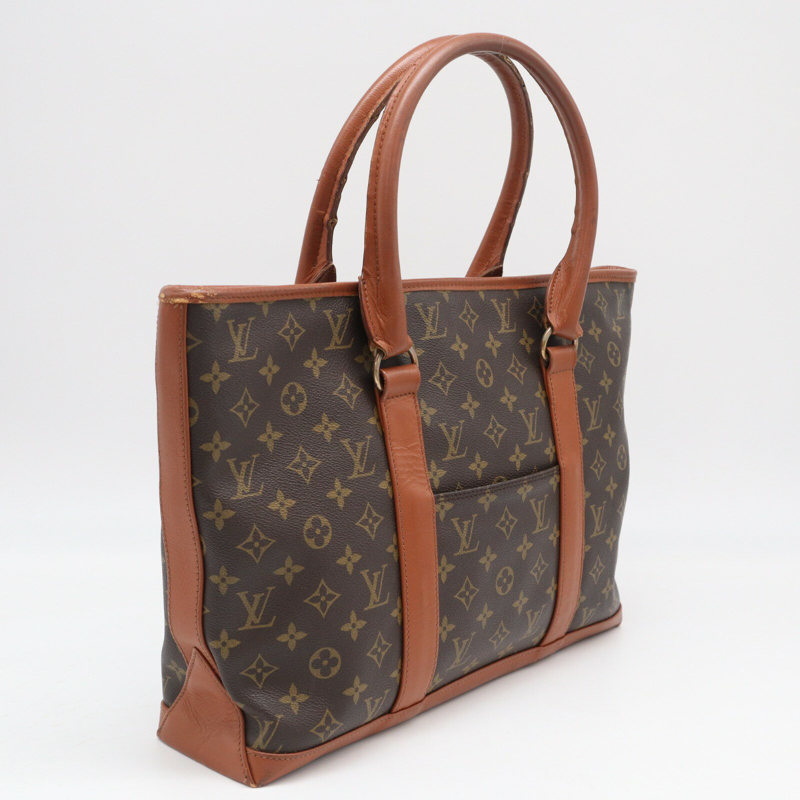 ■ブランド名 LOUIS VUITTON ルイ・ヴィトン ■ライン モノグラム ■品名 ウィークエンドPM ■シリアル シリアル不鮮明 ■型番 M42425 ■カラー系統 ブラウン ベージュ ■サイズ W約40cm x H約29cm x D約9.5cm ハンドル：約53cm ■重さ 1156g ■素材 コーティングキャンバスレザー ■付属品 なし ■仕様 【外側】オープンポケット x 1【内側】ファスナーポケット x 1開閉式：オープンタイプ ■管理番号 CM0211 ■原産国 フランス ■評価 BCランク ■特記事項 全体：ヤケ・スレ フチハガレ ショルダーサケ・ハガレ 汚れ 金具キズ ■コメント 全体的に使用感があり、目立つキズ・スレ・汚れなどが見られる状態です。通常使用には問題ありません。 ※サイズ比較用の備品（ペットボトル・定規）は付属しませんブランドLOUIS VUITTON ルイ・ヴィトン ラインモノグラム 品名ウィークエンドPM シリアル シリアル不鮮明 型番M42425 カラー系統 ブラウン ベージュ サイズ W約40cm x H約29cm x D約9.5cmハンドル：約53cm 重さ 1156g 素材 コーティングキャンバスレザー 付属品 なし 仕様 【外側】オープンポケット x 1【内側】ファスナーポケット x 1開閉式：オープンタイプ 管理番号CM0211 原産国フランス 評価BCランク 収納目安 全体：ヤケ・スレ フチハガレ ショルダーサケ・ハガレ 汚れ 金具キズ 全体的に使用感があり、目立つキズ・スレ・汚れなどが見られる状態です。通常使用には問題ありません。 店舗詳細 リユースショップ BICLOCK TEL：0120-897-391商品についてのお問い合わせ 気になる点はご注文前にお気軽にご質問ください。 許可 神奈川県公安委員会 第451480002239号 初期保証（返品） お届け後、3日以内であれば全額返金いたします（お客様都合も可）。※トレーディングカードは商品の性質上、お客様都合による返品・交換はお受けできません。万が一、商品ページに記載のない不具合がございましたら、商品到着後7日以内にご連絡ください。 ※返送費用はご負担いただく場合があります。 ※詳細はショッピングガイドをご覧ください。 注意事項 撮影環境やモニター設定により、実物と色味が異なる場合がございます。 気になる点はご注文前にお気軽にご質問ください。