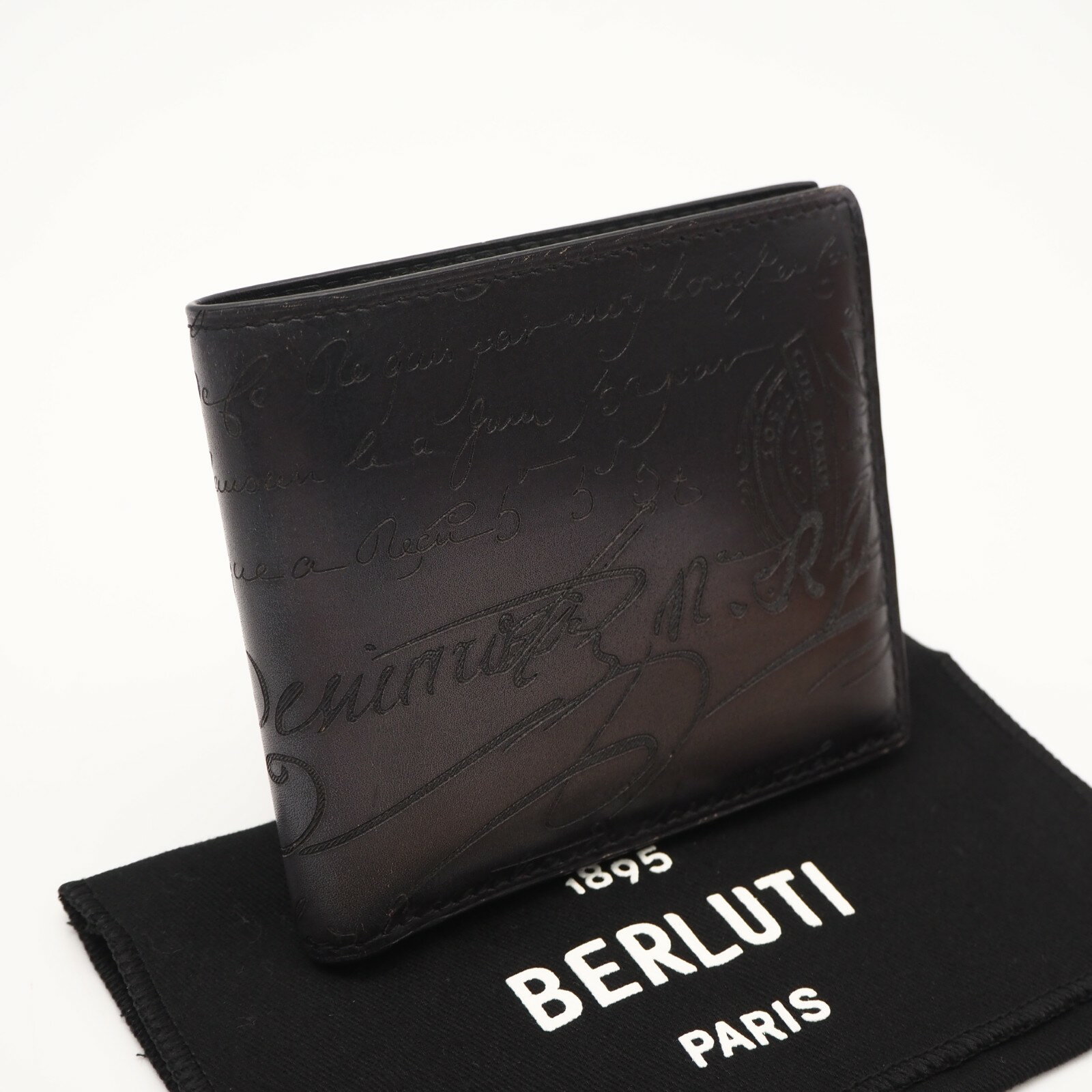 樂天商城 - ★3日以内返品可★ 極美品 Berluti ベルルッティ マコレ ヴェネツィアカーフレザー コンパクトウォレット - 二つ折り財布 ブラック グレー カーフレザー メンズ【中古】