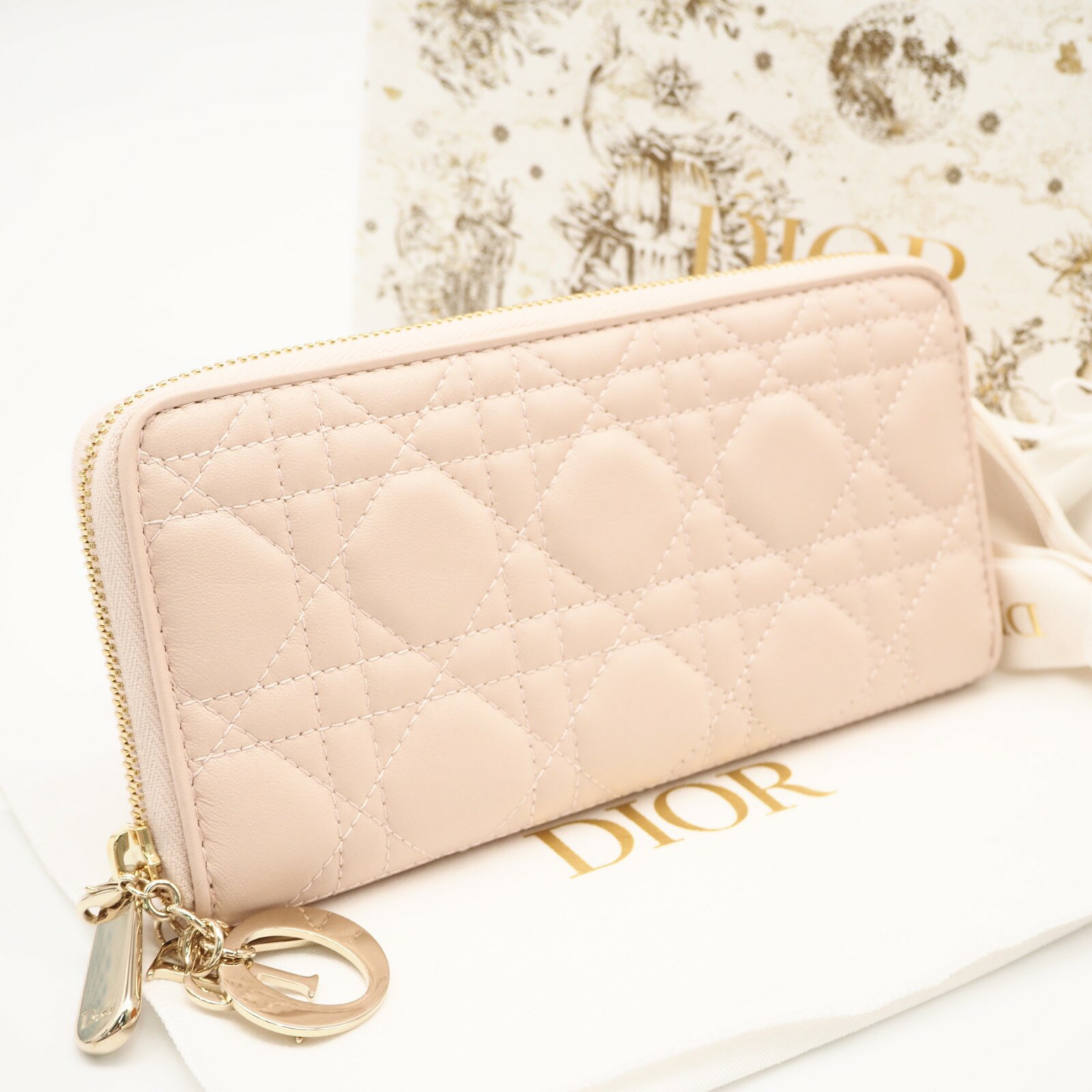 乐天商城 - ★3日以内返品可★ 極美品 Christian Dior クリスチャンディオール カナージュ ラムスキン Lady Dior Voyageur ウォレット S0007ONMJ 長財布 ピンクベージュ ラムスキン レディース【中古】