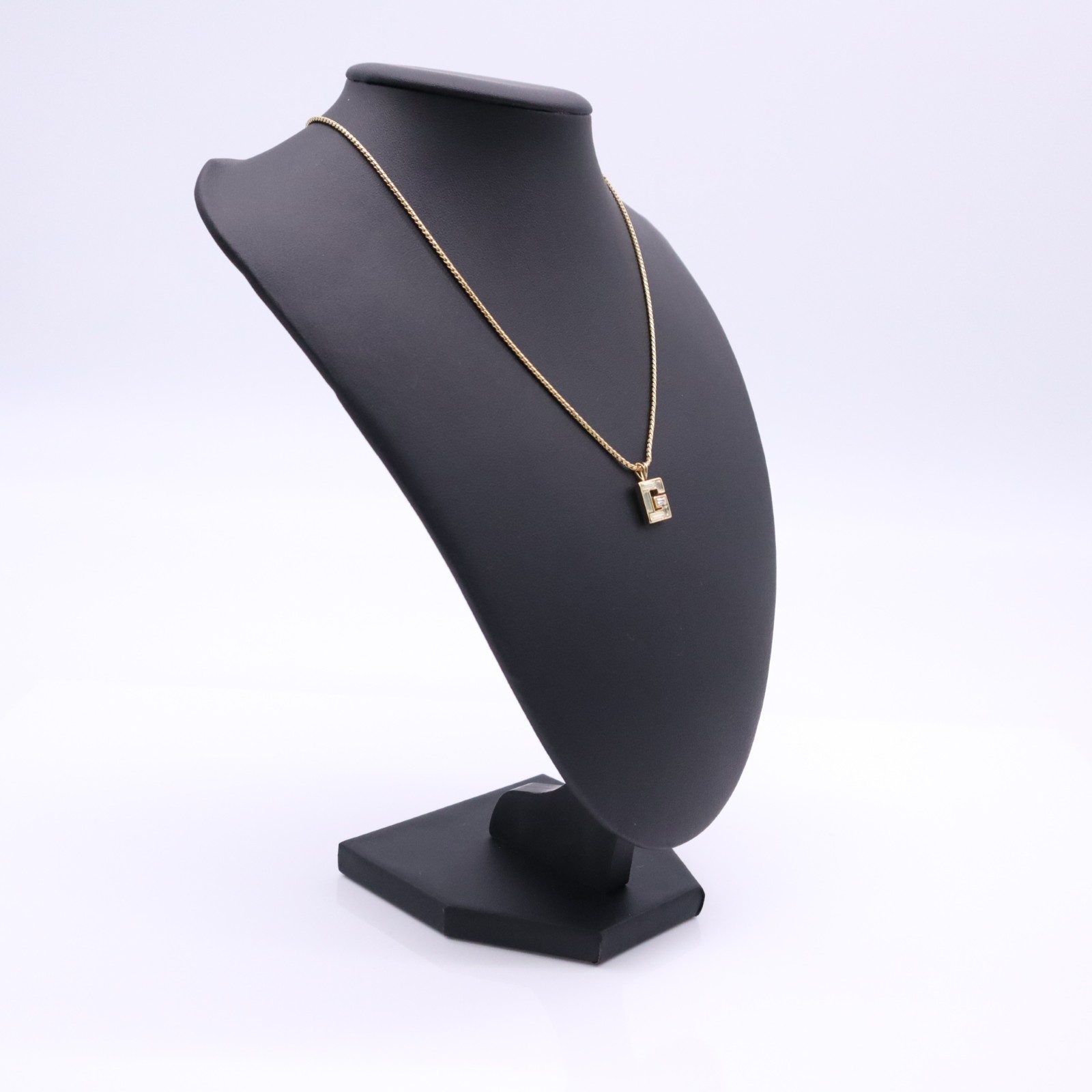 ★3日以内返品可★ Givenchy ジバンシー Gロゴ ゴールド ラインストーン ネックレス GP - ネックレス ゴールド ラインストーン GP レディース【中古】