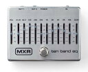 MXR M108S 10 Band Graphic EQ 10バンド・グラフィックイコライザー。M-108をアップグレード。ノイズリダクション回路を追加、それを軽いアルミニウム筐体に収めています。 コントロールはM108を継承。トゥルーバイパスにして、さらに出力を2つに、異なる2つのルートに使用できます。 バンド周波数: 31.25, 62.5, 125, 250, 500, 1K, 2K, 4K, 8KHz, 16KHz 電源DC18V: 18VACアダプター使用 （電池仕様ではありません） ※在庫切れの際は、お取り寄せにお時間をいただく場合がございます。