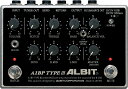 A1BP TYPE IIがさらに使いやすく多機能な「A1BP TYPE III」に進化いたしました。 はじめに電源を従来のAC9V電源から、一般的なパワーサプライなどで駆動できるDC9Vに変更しました。プリアンプ内部の電源は従来同様±15Vのラックタイプ機器と同じ電源で作動しています。 さらに、従来のMUTEスイッチに加え、NOTCHコントロールもON/OFFできるフットスイッチを追加いたしました。演奏中のON/OFFが可能になり、新たにスラップサウンドに特化したコントロールが威力を発揮します。 そして、BALANCE OUTからの出力をコントロールできるBALANCE VOLを新たに追加し、ミキサーへの送りレベルの調整が可能になりました。さらに、接続機器に合わせて出力レベルが選べる「OUTPUT LEVELスイッチ」を搭載したことで、接続機器に合った出力レベルの選択ができ、使い勝手が向上しました。また、AUX INをRCA端子から3.5mmジャックに変更しております。 電源：DC5V・DC9V（センターマイナス） コントロール：VOLUME・NOTCH・TREBLE・BASS・BALANCE VOL・SEND・L.MID・H.MID・MASTER/RETURN スイッチ：NOTCH・MUTE 端子：INPUT・TUNER OUT・SEND・RETURN・OUTPUT・H.P/BALANCE OUT・AUX IN・DC9V 外形寸法：150mm（W）×106mm（D）×61mm（H） 重量：550g 付属品：取扱説明書・保証書・USB-DCケーブル（センターマイナス） ※電源アダプターは付属しておりません。センターマイナスの出力電圧がDC9V、出力電流が200mA以上の電源アダプターをお使いください。 ※受注生産のため1ヶ月ほど納期をいただきます。少々お時間をいただきますが、お客様のためだけの一台を製作いたします。