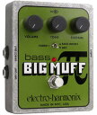 Bass Big Muff ベーシストの皆さん、大変長らくお待たせ致しました。ベース用のBig Muffがようやく登場です。ファズ／ディストーションの代名詞Big Muffは、1968年の登場以来40年に渡り、ジミヘン、サンタナ、コーン、ホワイトストライプス等、無数のギタリストを魅了してきました。更に、無数のベーシストの歪みをも担っています。そのBig Muffをベースに最適化し、更なる進化を遂げたのがBass Big Muffです。 ベーシストに人気が高いアーミーグリーンのロシア版Big Muffを基に、Bass Boost / Norm / Dryスイッチを追加しました。Dryのポジションでは、ドライ音を加えられます。これにより、Big Muffの歪みとドライ音の芯と太さが両立し、完璧なベース用ドライブサウンドを実現します。40年間お待ちいただいた、価値のある理想的なベース用ディストーションです。 寸法：91W×50H×118Dmm 重量：360g 電源：9Vバッテリー 使用可能な電源アダプター：9VDCセンター・マイナス