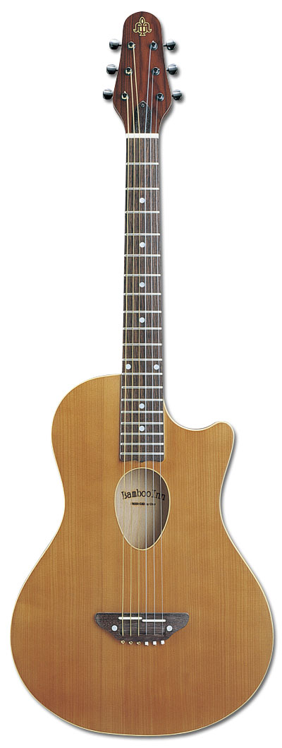 BambooInn-K 2005楽器フェアで衝撃発表された、Char氏プロデュースによるニューコンセプトギターBambooInn（バンブーイン）がついに発売になります。構造自体はセミソリッドギターに近いアコースティックギターです。ソリッドギターとほぼ同じボディサイズを実現し、抱えやすく弾き易いショートスケールを採用、ネックグリップも従来のアコースティックギターよりエレキギターに近く、小さいお子様や、手の小さい方にも十分に楽しんでいただける構造になっています。サウンドは本格的なアコースティックトーンですが、コンパクトなボディサイズの為、音量はフルサイズのアコースティックギターに比べ小さく抑えられています。ヘッド裏には専用の壁掛けフック用の金具が取り付けられていますので、付属しているフックを柱や梁につければ、スタンドなどを用意しなくても保管が出来るようになります。 専用ソフトケースが付属します。 こちらはナイロン弦のクラシックギター仕様です。 BODY (Top) Ceder, (Back) Mahogany NECK Mahogany FingerBoard Rosewood 19Fret SCALE 610mm JOINT Set-neck BRIDGE Ebony COLOR Natural with SOFT CASE ※こちらの商品は少量生産のため、ご希望の場合は在庫確認をして頂ければ状況をお知らせいたします。予めご了承下さい。