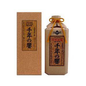 送料無料（RCP）　久米島の久米仙　び　25度　1800ml　（北海道・沖縄＋890円）　 （取寄7～10日かかる場合がございます）